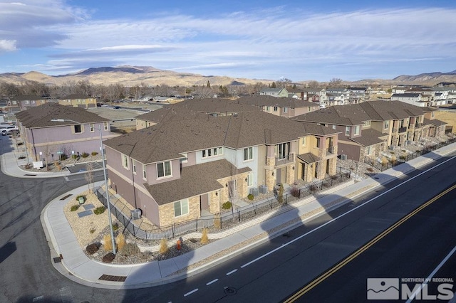 bird's eye view featuring a mountain view