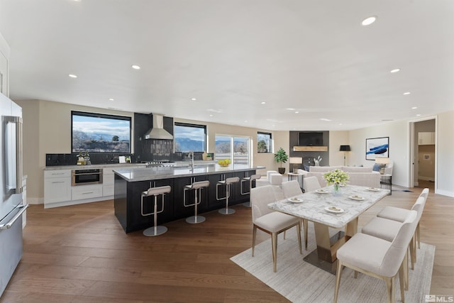 dining room featuring light hardwood / wood-style flooring