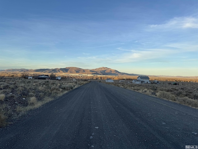 Listing photo 2 for 27 Simons Rd, Fernley NV 89408