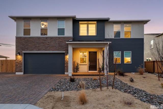 view of front facade featuring a garage