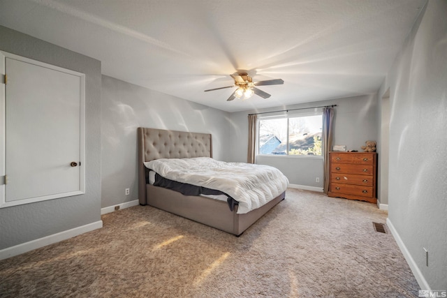 bedroom featuring carpet flooring and ceiling fan