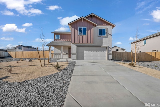 view of front facade with a garage