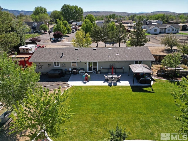 bird's eye view featuring a mountain view