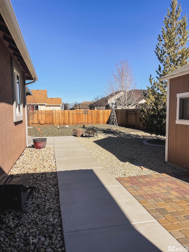 view of yard with a patio area