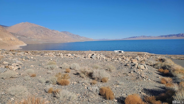 Listing photo 3 for 102 Shores Dr, Walker Lake NV 89415