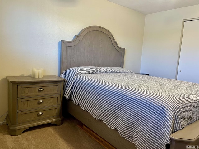 bedroom featuring carpet floors