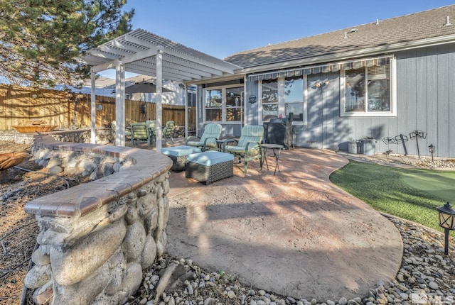 view of patio featuring a pergola