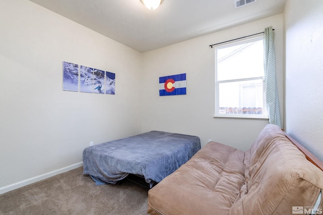 bedroom with carpet flooring