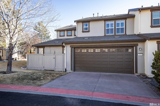 view of front facade featuring a garage