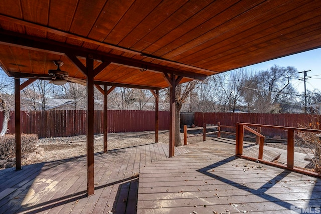 deck with ceiling fan