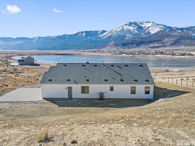 property view of mountains featuring a water view