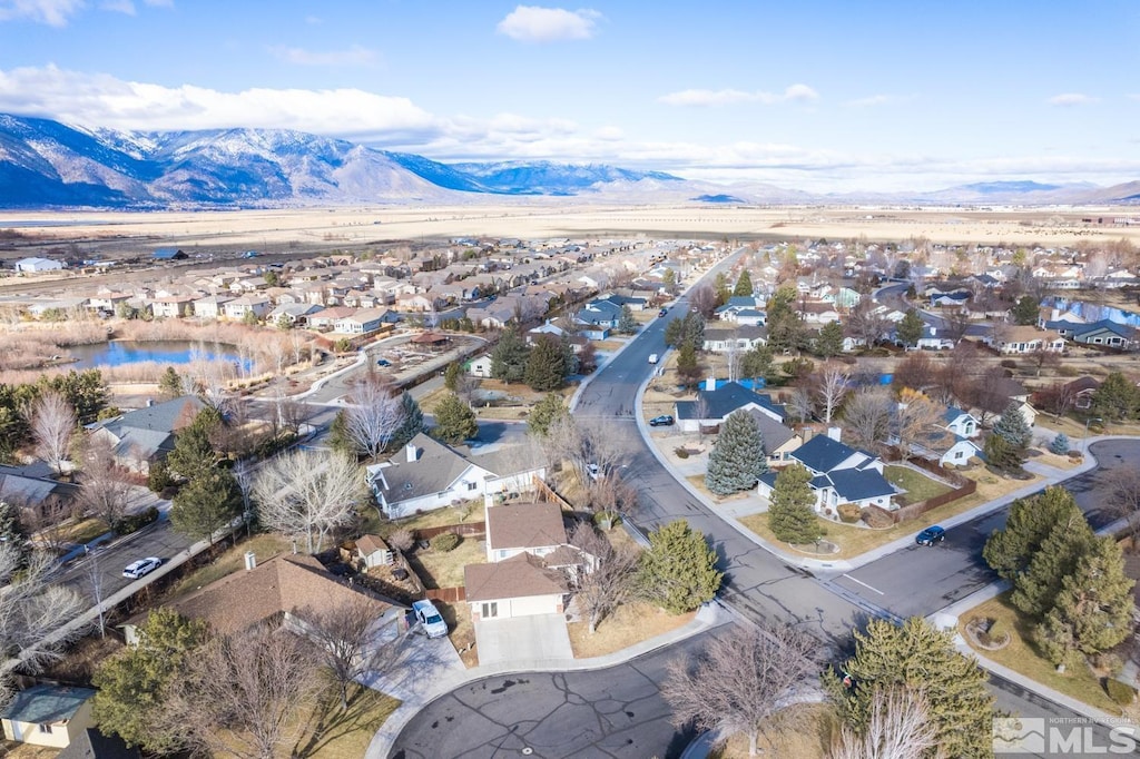 bird's eye view featuring a mountain view