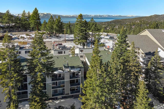 bird's eye view with a mountain view