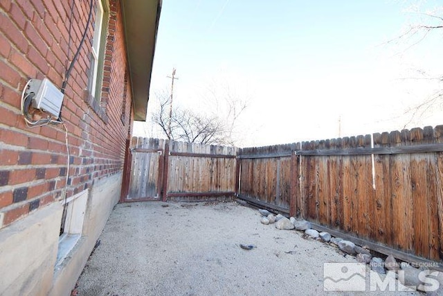 view of yard with a patio