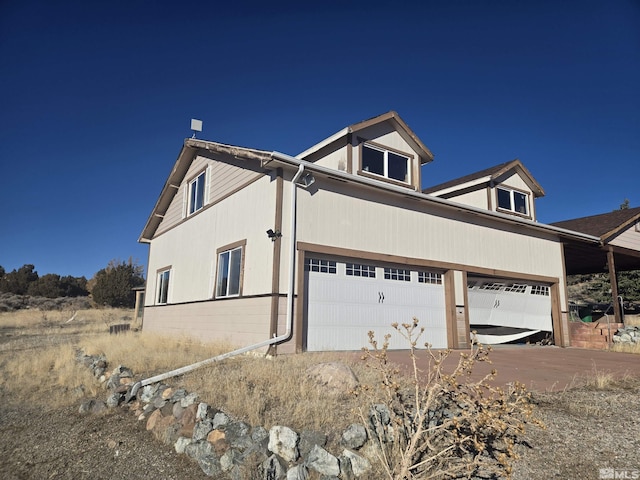 view of front facade with a garage