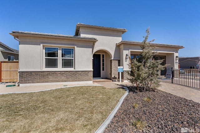 view of front of house with a front yard