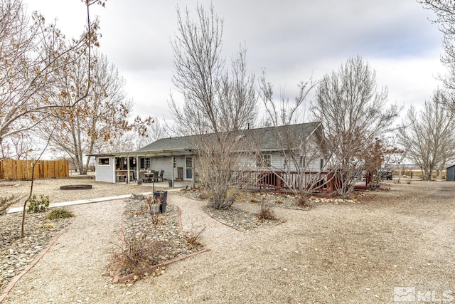 view of front of property featuring a patio