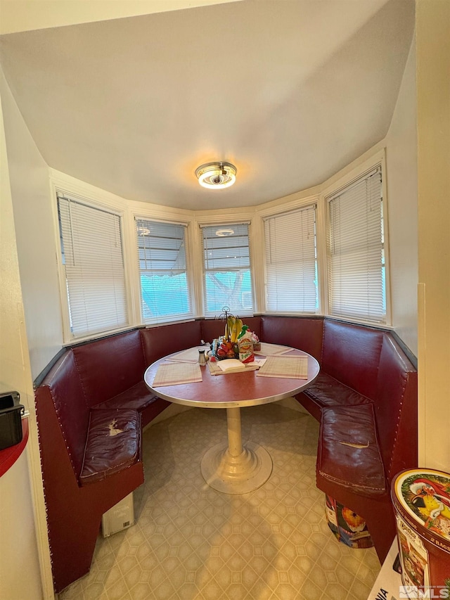 dining space featuring breakfast area