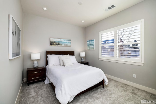 bedroom featuring carpet floors