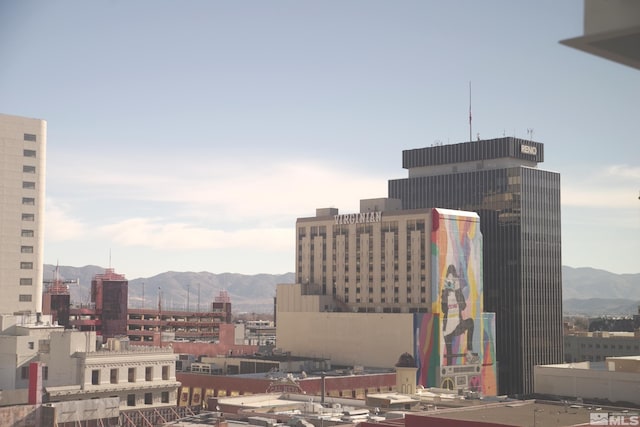 city view featuring a mountain view