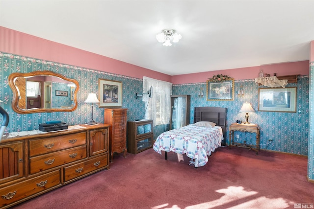 bedroom featuring carpet flooring