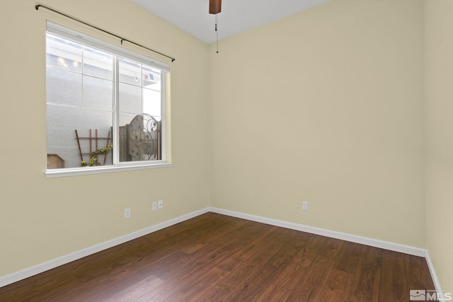 unfurnished room with wood-type flooring and ceiling fan