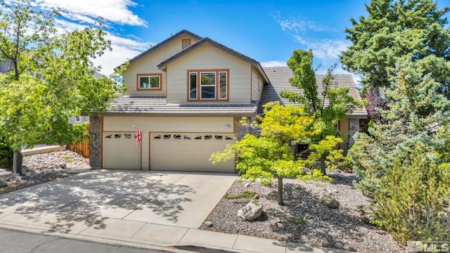 view of front property featuring a garage