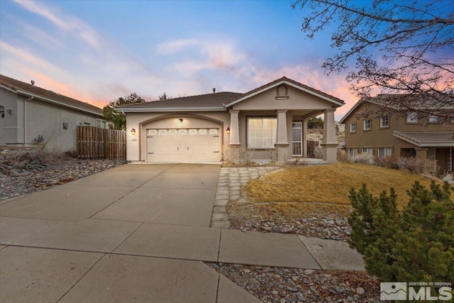 view of front facade featuring a garage