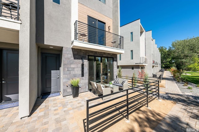 view of patio / terrace featuring an outdoor hangout area