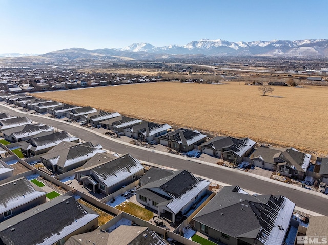 bird's eye view featuring a mountain view