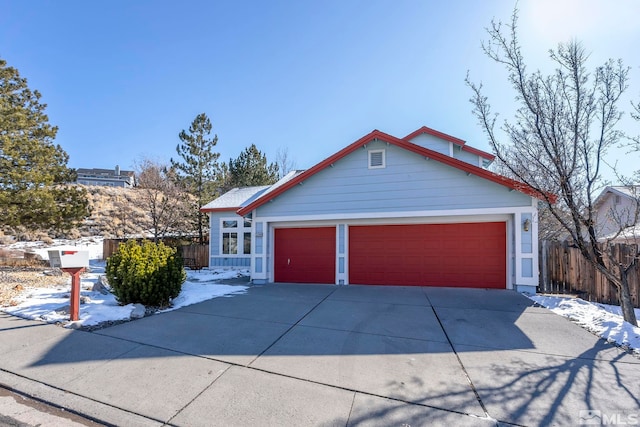 view of front facade featuring a garage