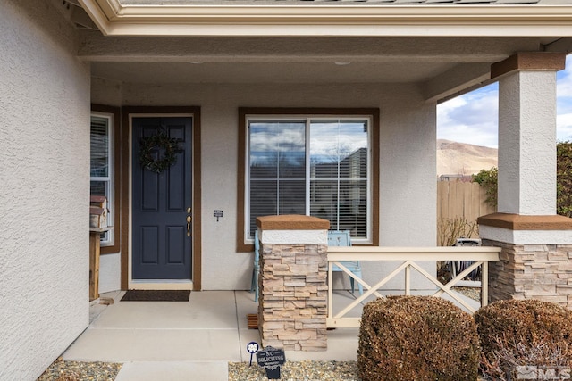 property entrance featuring a mountain view