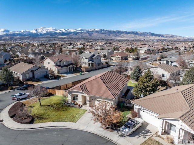 bird's eye view with a mountain view