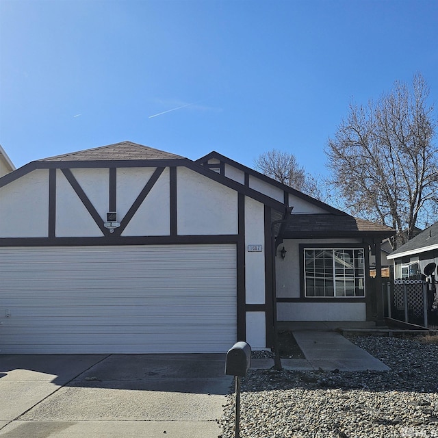 view of front facade featuring a garage