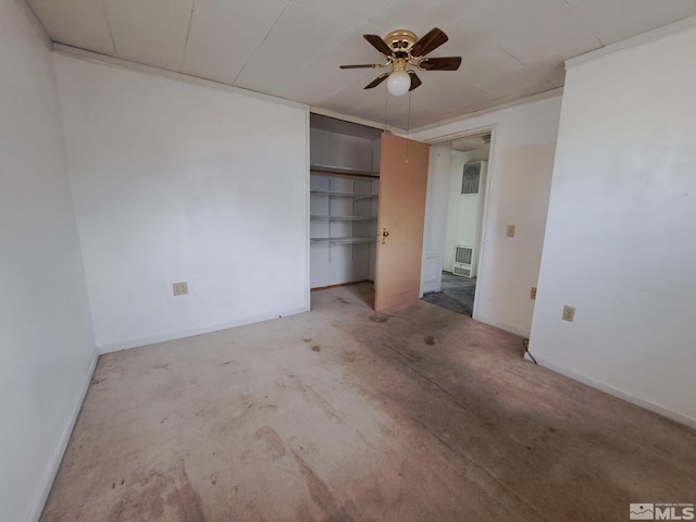 unfurnished bedroom with ceiling fan