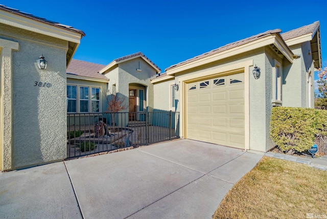 view of front of home featuring a garage