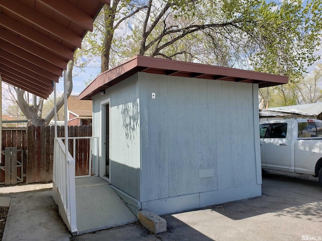 view of outbuilding