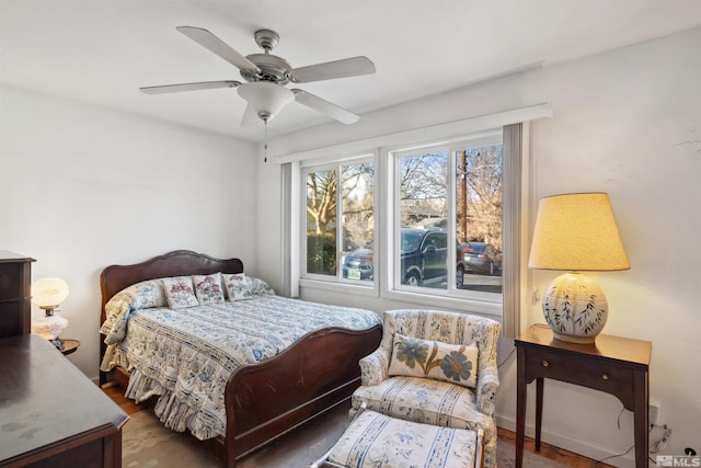 bedroom with a ceiling fan