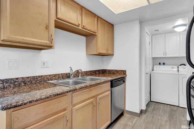 kitchen with a sink, washer and dryer, light wood-type flooring, dishwasher, and light brown cabinetry