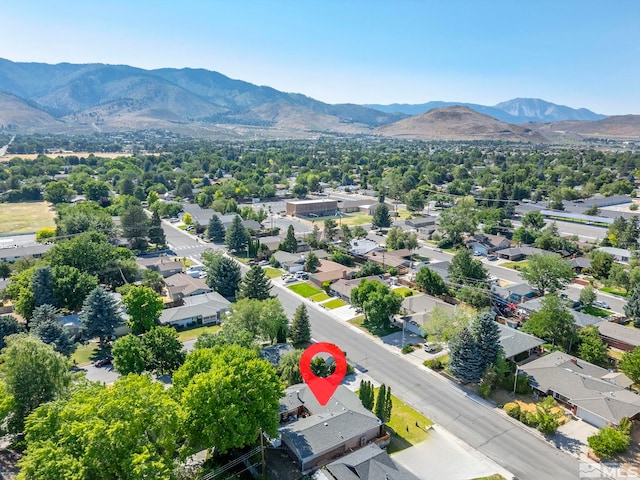 drone / aerial view with a mountain view and a residential view