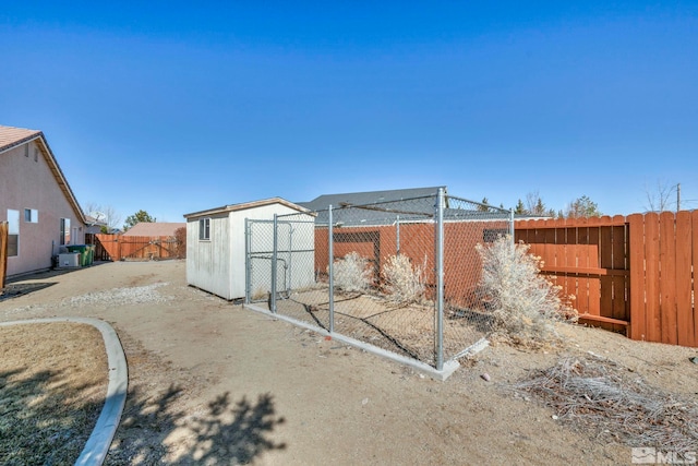 exterior space featuring a fenced backyard