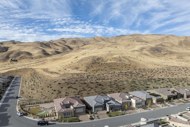 view of mountain feature featuring a residential view