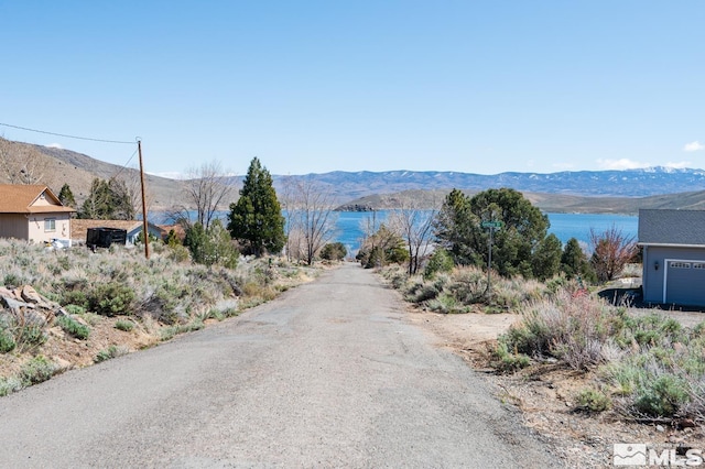 Listing photo 2 for 3466 Mark Twain Ave, Topaz NV 89410