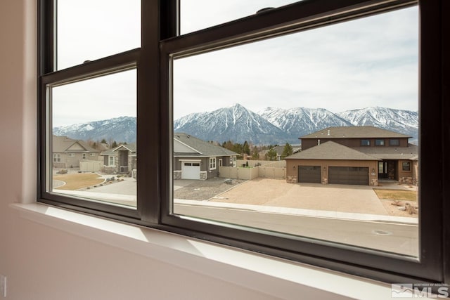 room details featuring a mountain view and a residential view