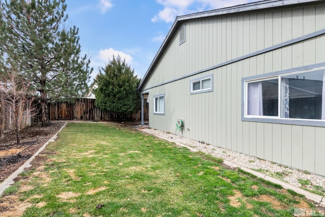 view of yard featuring a fenced backyard