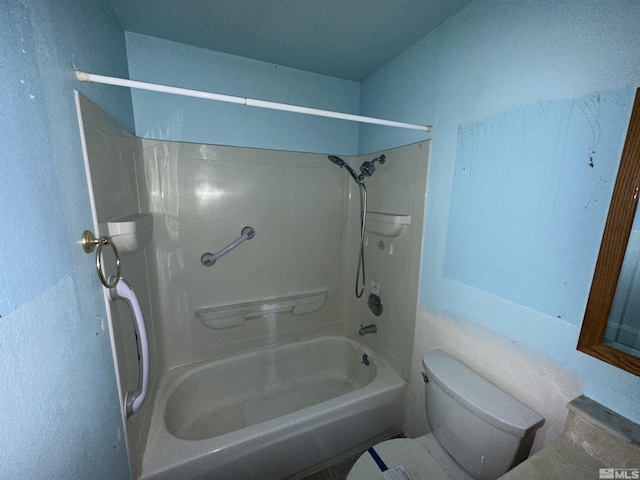 full bath with toilet and shower / washtub combination