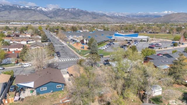 bird's eye view with a mountain view