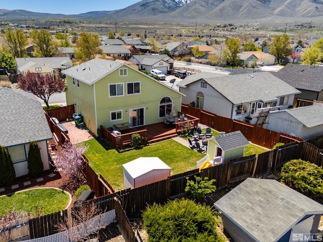 bird's eye view featuring a residential view and a mountain view