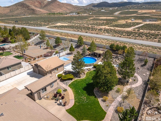 bird's eye view with a mountain view