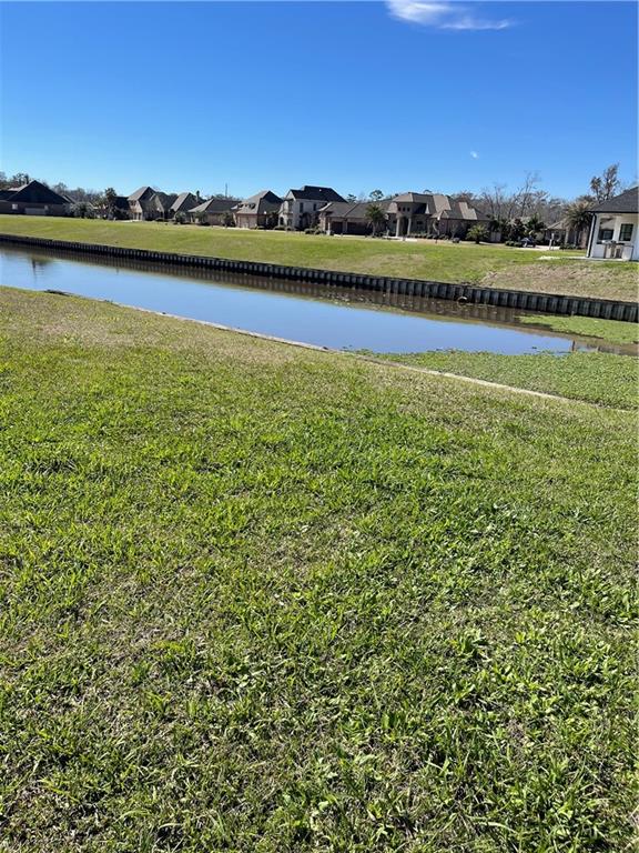 21565 Blue Marlin Dr, Springfield, LA 70462 - photo 3